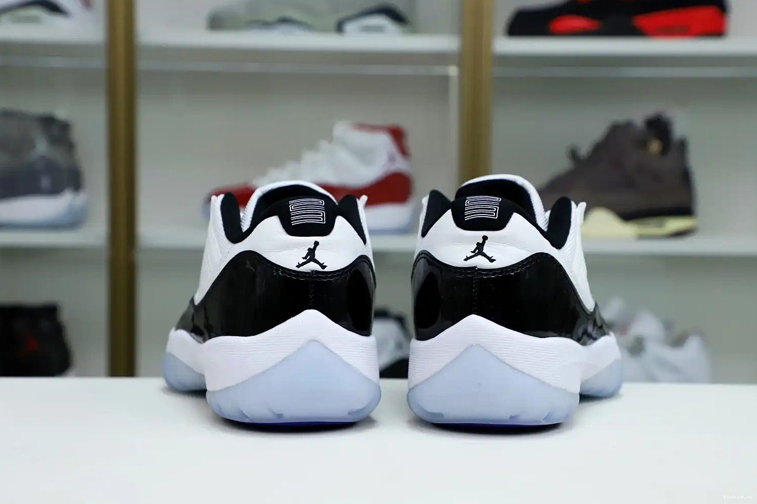 RETRO CONCORD 11 LOW JORDAN Kimikick AIR 0530